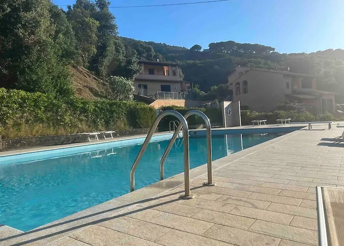Residenza Le Agavi In Capoliveri (Isola d'Elba)